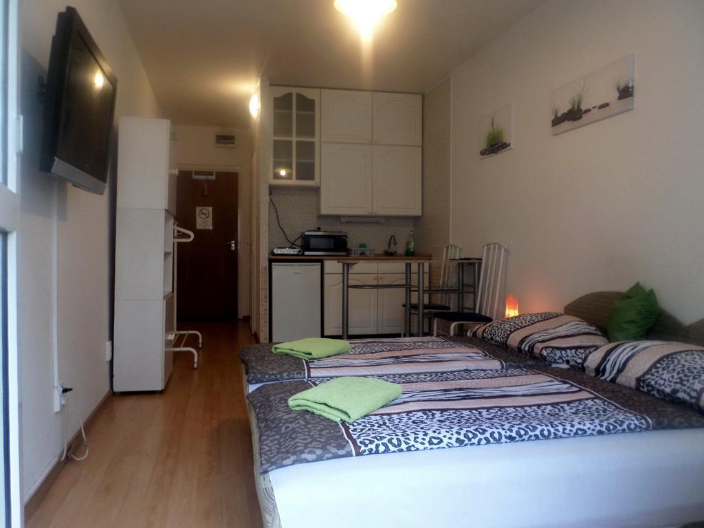 Apartments Leslie Boedapest Buitenkant foto