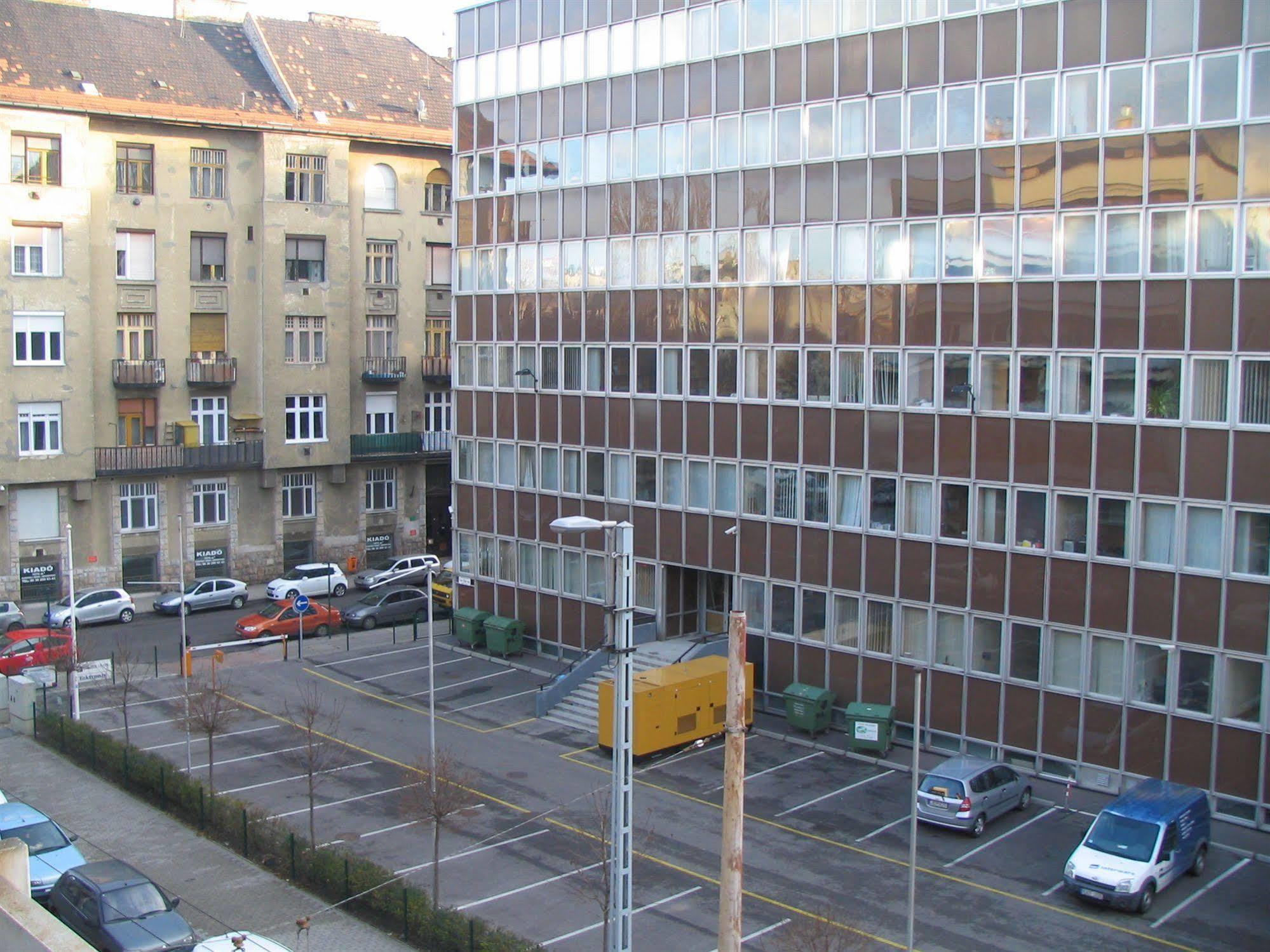 Apartments Leslie Boedapest Buitenkant foto